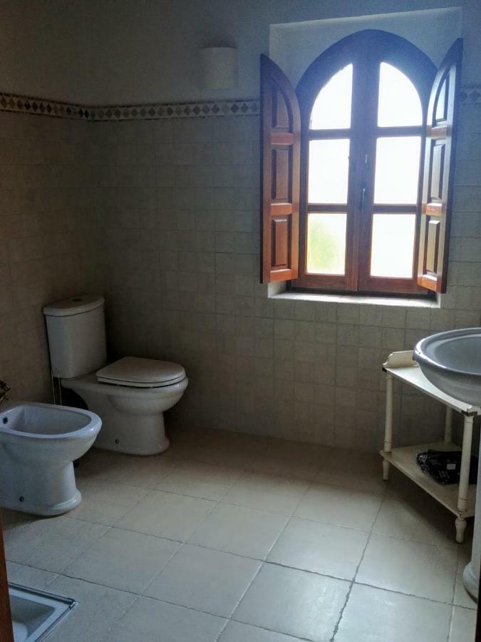 Trisileja En Novales Hotel Ngoại thất bức ảnh